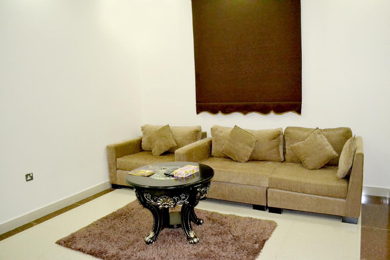 الخربوش للشقق المخدومة Hafar Al-Batin Exterior photo